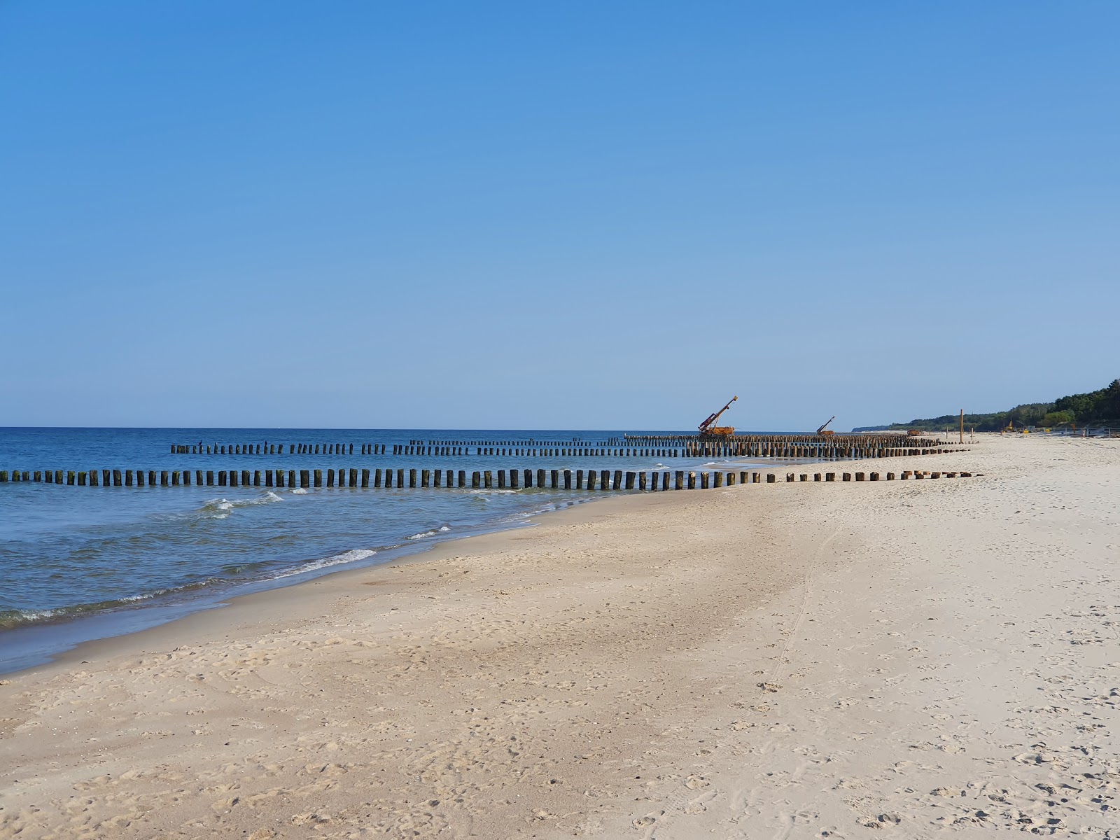 Chalupy Naturist beach的照片 带有长直海岸