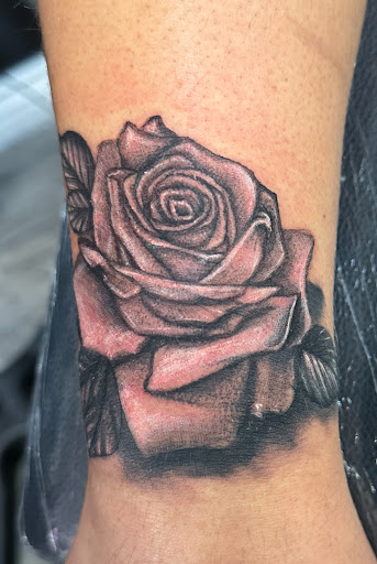 Explore avatar pandora tattoo ideas, creative tattoo ideas in Downey, available at Superior Ink Tattoo and Piercings