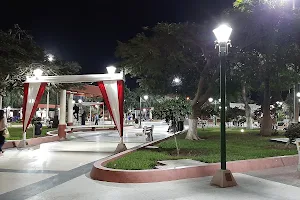 Plaza Mayor De Santa image