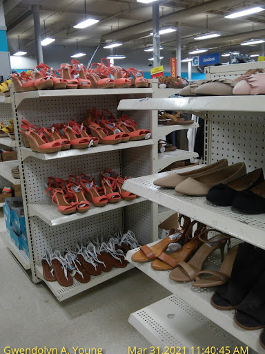 Clothing Store «Rugged Wearhouse», reviews and photos, 6096 Rose Hill Dr, Alexandria, VA 22310, USA