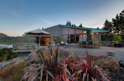 Taupo Bay Lodge