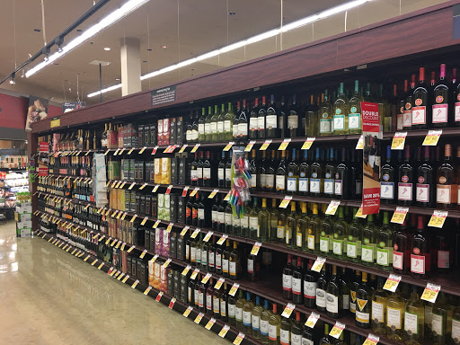 Grocery Store «Safeway», reviews and photos, 5821 Crossroads Cir, Falls Church, VA 22041, USA