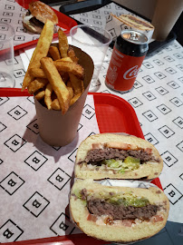 Plats et boissons du Restaurant de hamburgers My Burger Box - Burger à Marseille - n°7