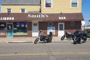 Smith's Liquor Shop & Bar image