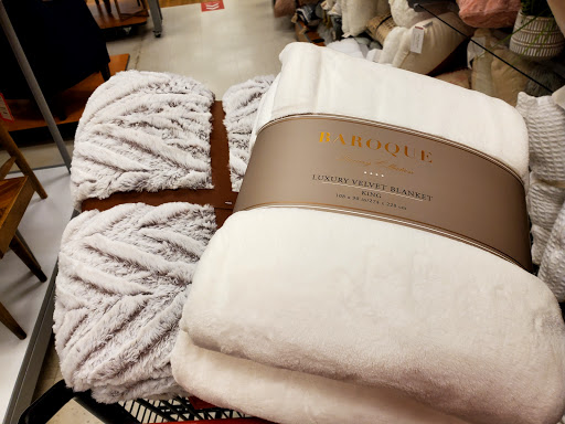 Department Store «T.J. Maxx», reviews and photos, 2330 Legge Blvd, Winchester, VA 22601, USA