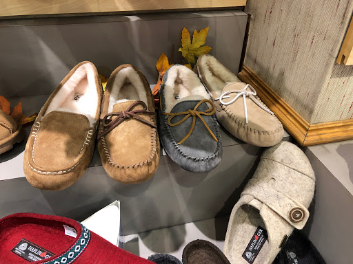 Shoe Store «Wagner Quality Shoes», reviews and photos, 4313 Butler St, Pittsburgh, PA 15201, USA