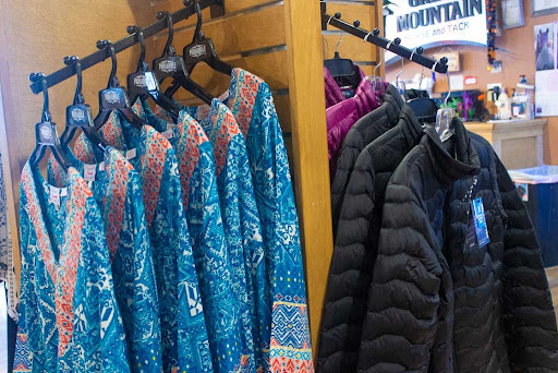 Tack Shop «Green Mountain Horse & Tack», reviews and photos, 1327 Sharon Copley Rd, Wadsworth, OH 44281, USA