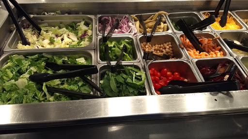 Pizza Restaurant «Round Table Pizza», reviews and photos, 186 Northgate Dr, San Rafael, CA 94903, USA