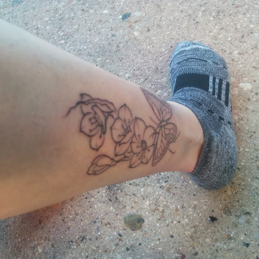 Tattoo Shop «Serenity Ink​», reviews and photos, 5029 W Howard Ave, Milwaukee, WI 53220, USA