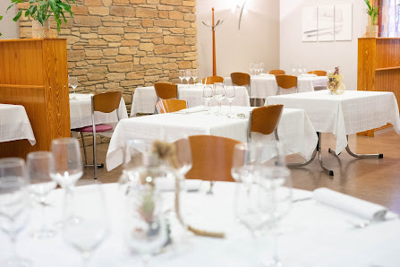 Restaurant Cal Farré Carrer Major, 2, 25680 Vallfogona de Balaguer, Lleida, España