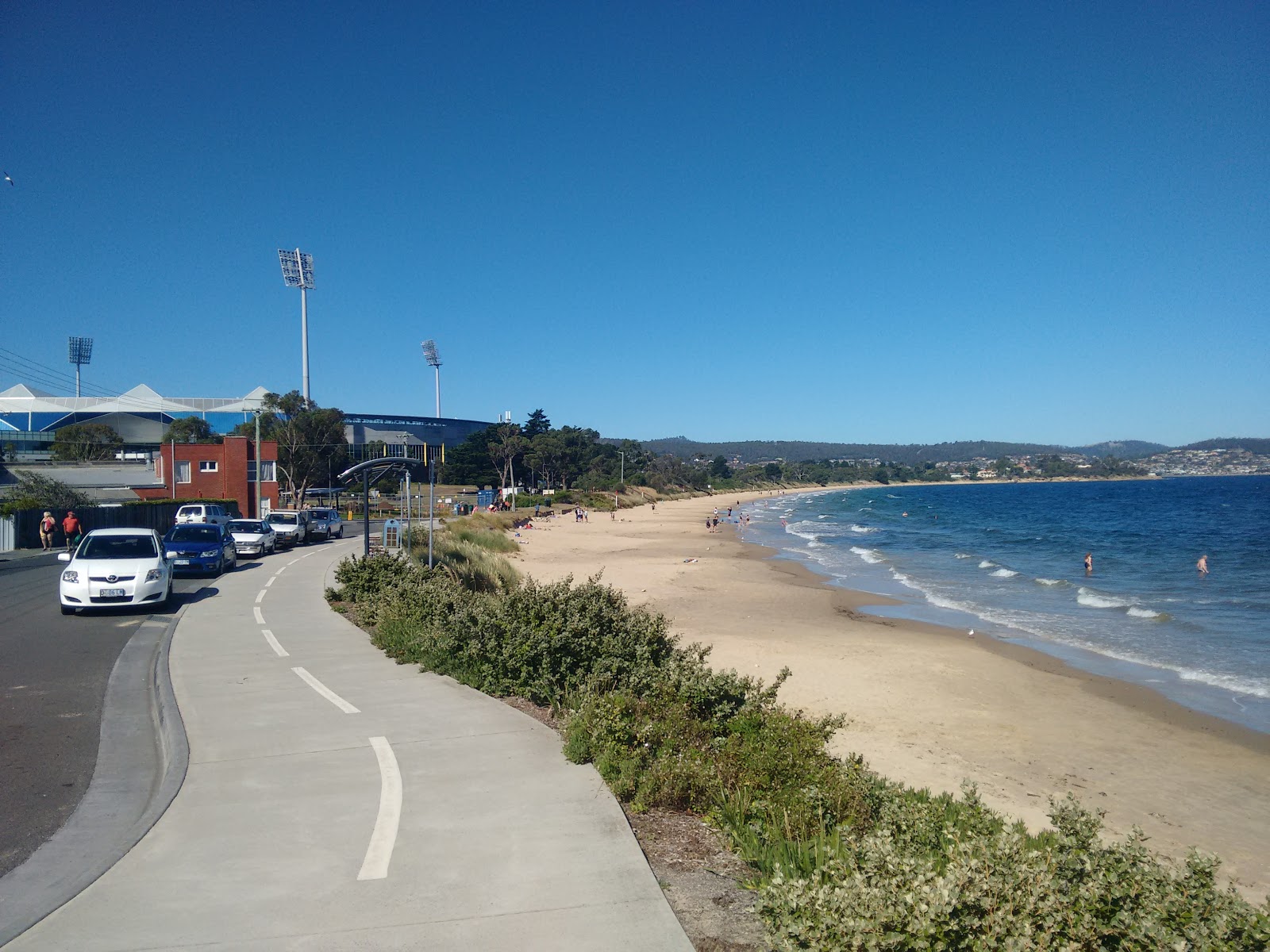 Photo de Bellerive Beach - endroit populaire parmi les connaisseurs de la détente