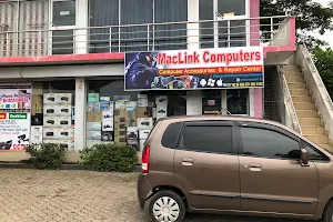 MacLink Computers image
