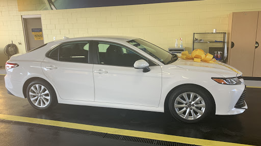 Used Car Dealer «CarMax», reviews and photos, 7180 N Palm Ave, Fresno, CA 93650, USA