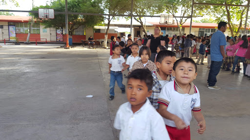 Escuela Primaria Edelmira Charles Salinas