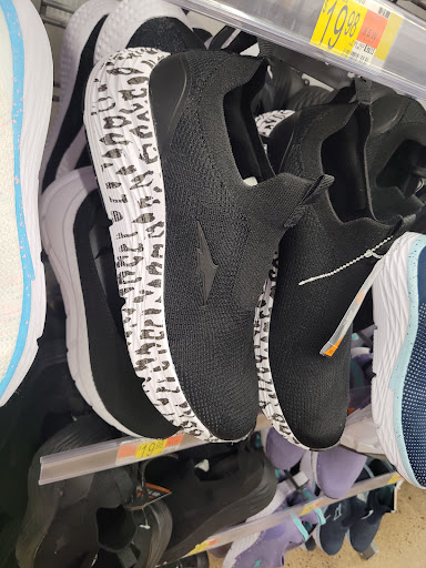 Department Store «Walmart Supercenter», reviews and photos, 231 Bluebell Dr SW, New Philadelphia, OH 44663, USA