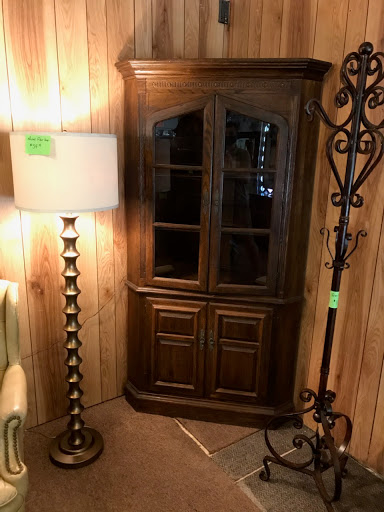 Used Furniture Store «Cobwebs Used Furniture», reviews and photos, 1008 Wappoo Rd, Charleston, SC 29407, USA