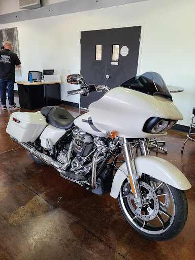 Harley-Davidson Dealer «Los Angeles Harley-Davidson», reviews and photos, 2635 W Orangethorpe Ave, Fullerton, CA 92833, USA