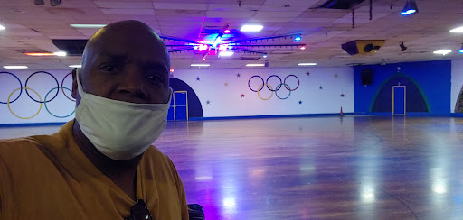 Skate Shop «Glenwood Skate Shop Da Coach», reviews and photos, 656 Holbrook Rd, Glenwood, IL 60425, USA