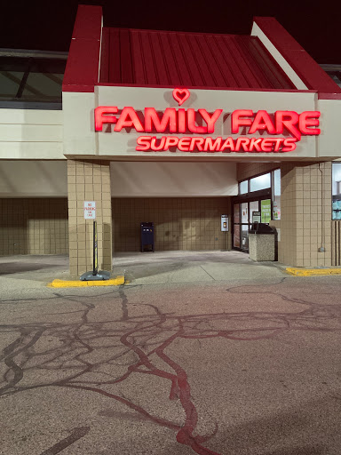 Grocery Store «Family Fare Supermarket», reviews and photos, 1415 Fulton St E, Grand Rapids, MI 49503, USA