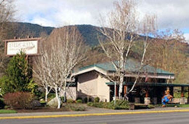 Evergreen Federal Bank in Rogue River, Oregon