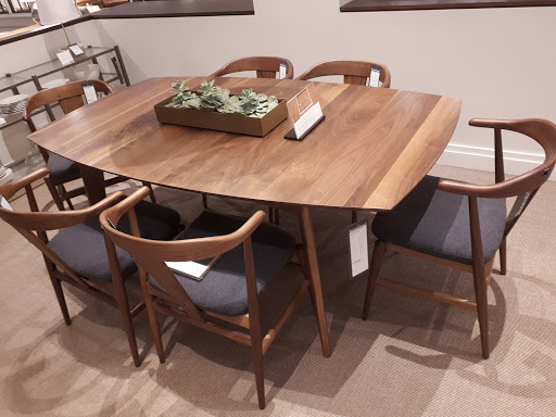 Furniture Store «Room & Board», reviews and photos, 55 E Ohio St, Chicago, IL 60611, USA