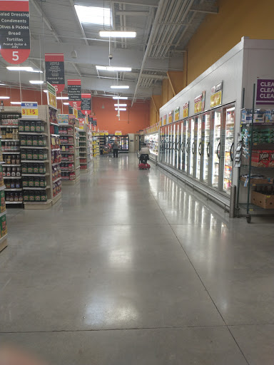 Grocery Store «H-E-B Grocery», reviews and photos, 225 I-35, Pearsall, TX 78061, USA