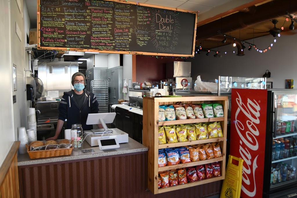 Mountain Classic Deli & Café 80004