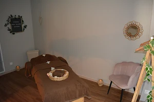 Avocat Crevette - Centre bien-être dédié aux femmes et à la maternité. Massages & Yoga image