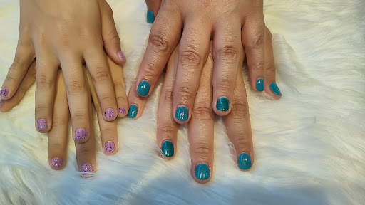 Nail Salon «Herbal Nails & Spa at Happy Valley», reviews and photos, 2501 W Happy Valley Rd #32, Phoenix, AZ 85085, USA
