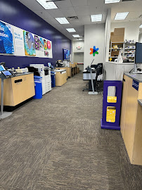 FedEx Office Print & Ship Center - Photo 8 - Car repair in Naperville, IL, Naperville