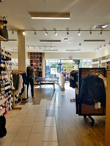 Sportswear Store «lululemon», reviews and photos, 7835 Girard Ave, La Jolla, CA 92037, USA
