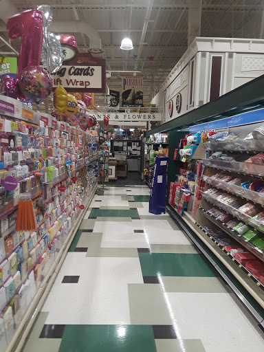 Grocery Store «Harris Teeter», reviews and photos, 2080 Kildaire Farm Rd, Cary, NC 27511, USA