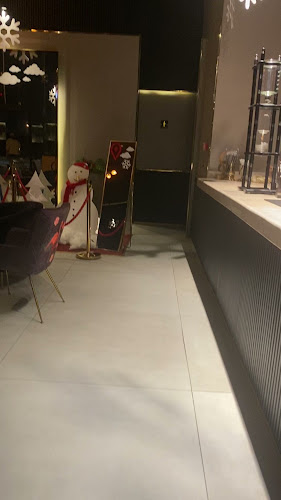 Opinii despre لوكيشن كافيه în الهفوف‎ - مقهى
