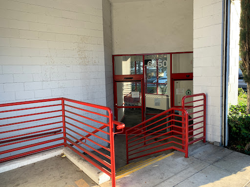 Office Supply Store «Staples», reviews and photos, 6450 Sunset Blvd, Hollywood, CA 90028, USA