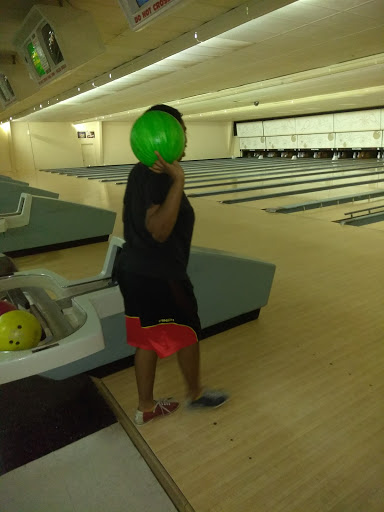 Bowling Alley «Bowlarama Lanes», reviews and photos, 2300 W 15th St, Panama City, FL 32401, USA