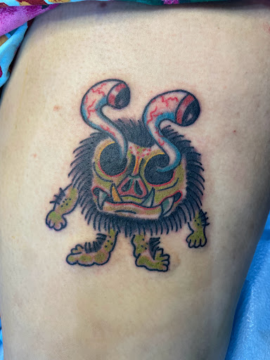 Explore micro realism tattoo ideas, creative tattoo ideas in Kansas City, available at Golden Stag Tattoo and Gallery