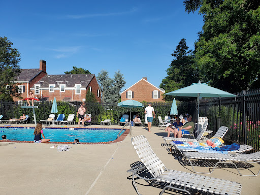 Fairlington Mews Pool