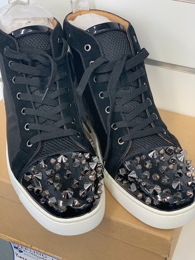 Pawn Shop «Sterling & Knight Jewelry & Pawn», reviews and photos, 295 S Schmidt Rd, Bolingbrook, IL 60440, USA