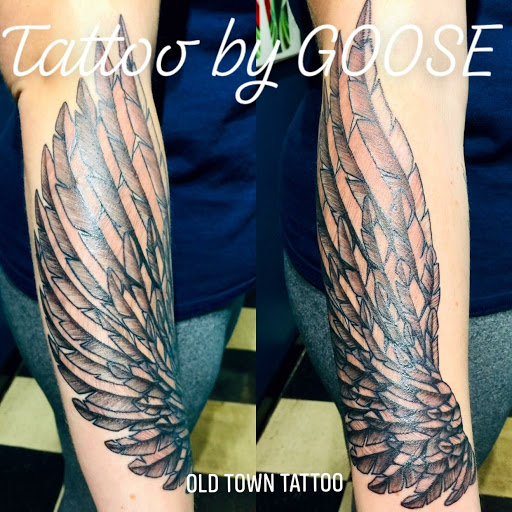 Tattoo Shop «Old Town Tattoo», reviews and photos, 203 N Hamilton St, Saginaw, MI 48602, USA