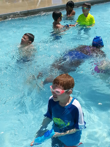 Park «Gouin Pool & Water Slides», reviews and photos, 2400 Scott St, Franklin Park, IL 60131, USA