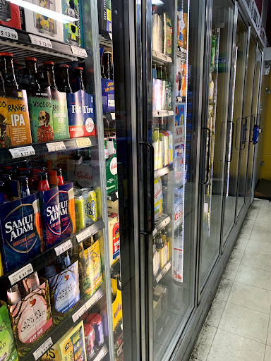 Liquor Store «Jamesburg Wine & Liquors», reviews and photos, 235 Forsgate Dr, Jamesburg, NJ 08831, USA