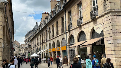 Loffroy Roger à Dijon