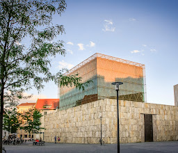 Ohel Jakob synagogue photo