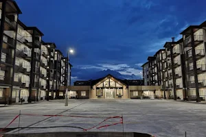 171 Skyview Apartments image