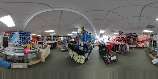 Clothing Store «Fanatic U», reviews and photos, 30409 Ford Rd, Garden City, MI 48135, USA