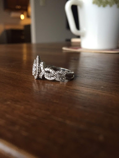 Jeweler «Wedding Day Diamonds - Burnsville», reviews and photos, 560 County Rd 42 W, Burnsville, MN 55337, USA