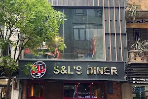 S&L's Diner Duong Thanh image