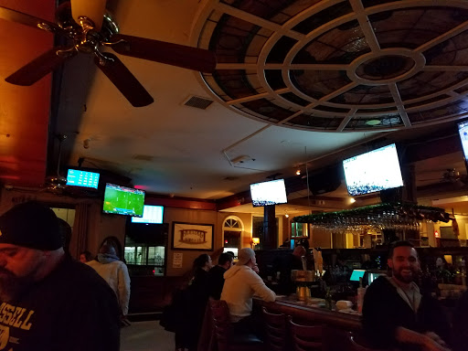 American Restaurant «Bulldog Grille», reviews and photos, 292 Merrick Rd, Amityville, NY 11701, USA