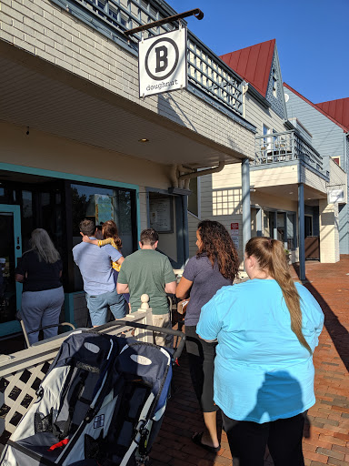 Donut Shop «B. Doughnut», reviews and photos, 7 Loudoun St SW, Leesburg, VA 20175, USA