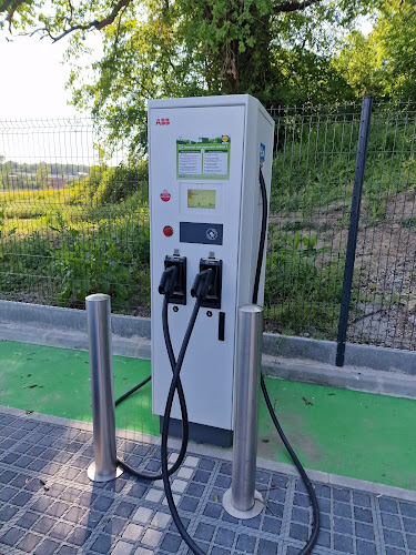 Borne de recharge de véhicules électriques Lidl Charging Station Fourmies